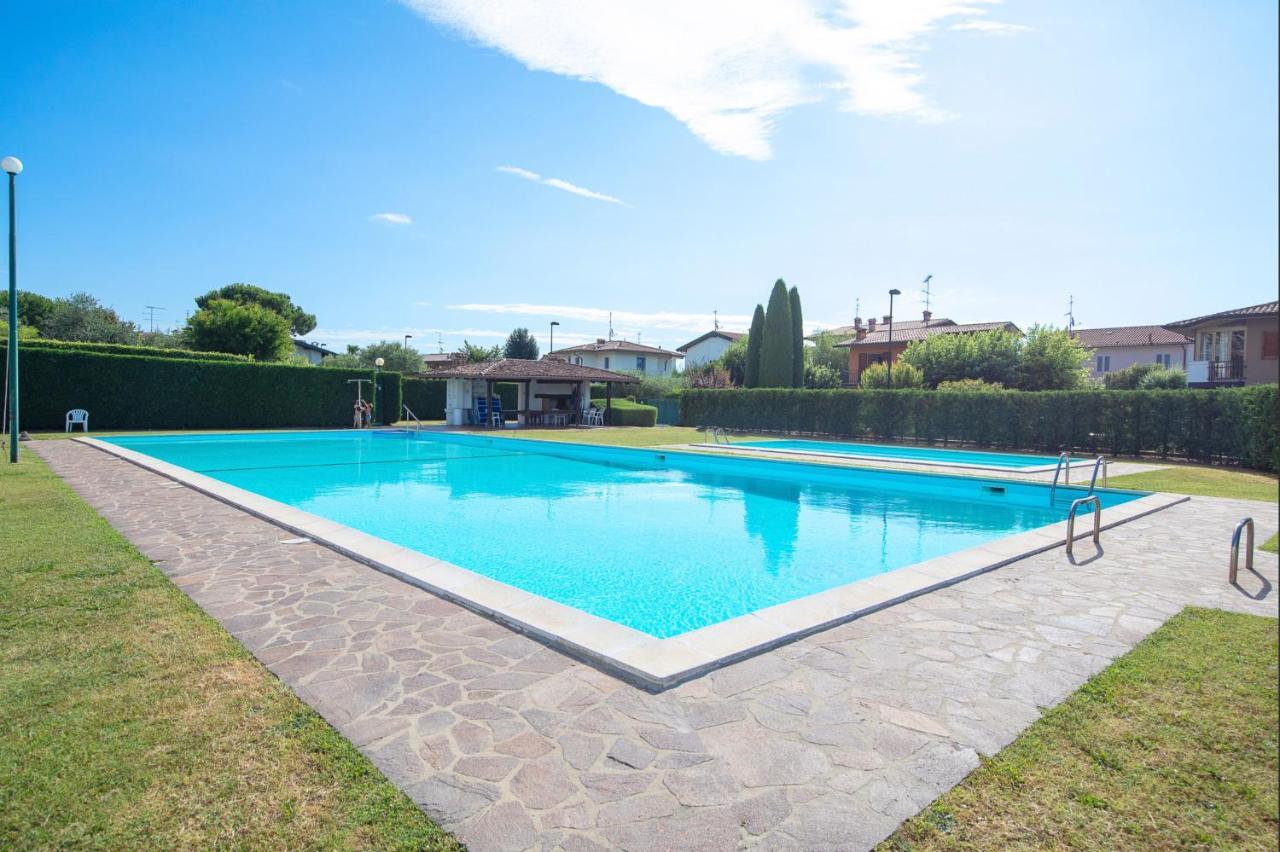Borgo Adige 12 Apartment By Wonderful Italy Паденге-суль-Гарда Экстерьер фото